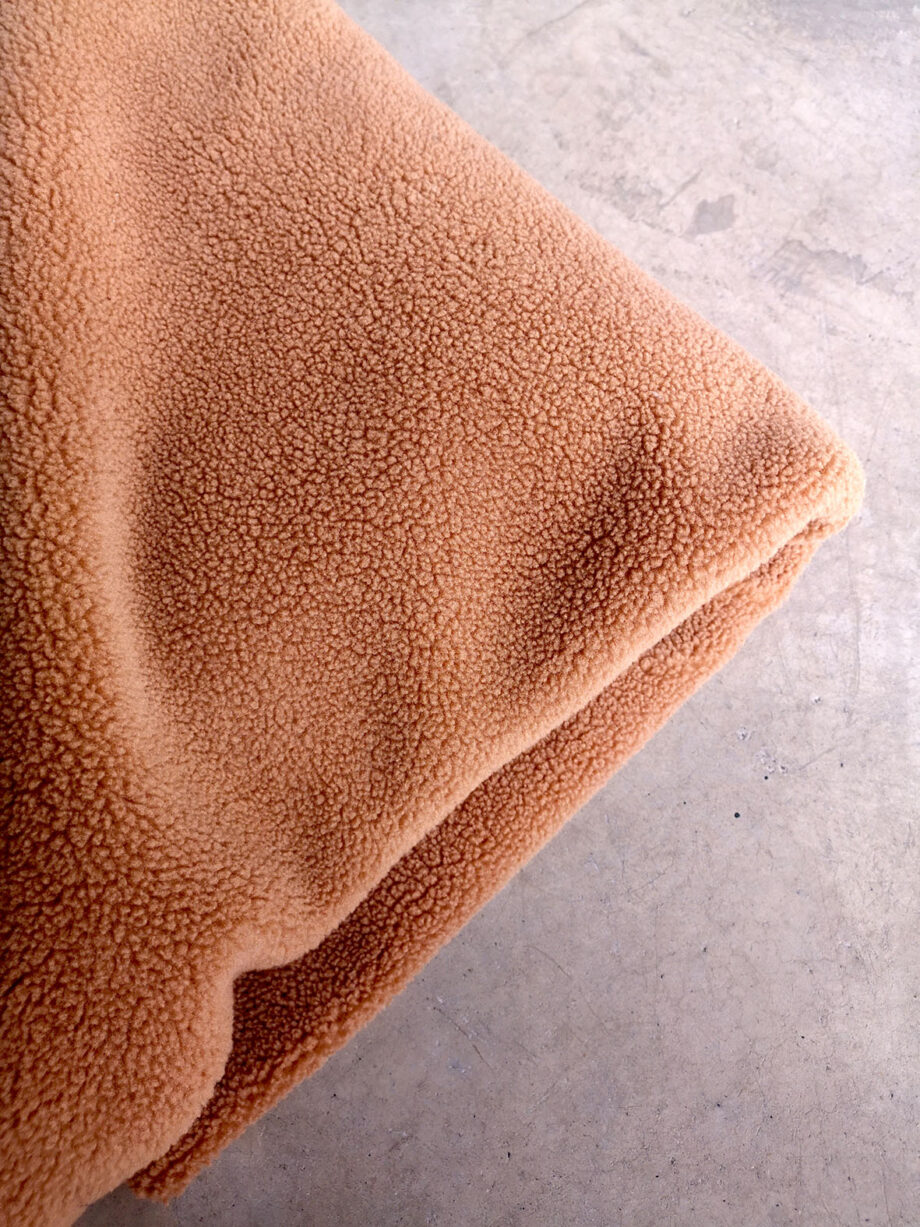 Tabara 22 Caramel