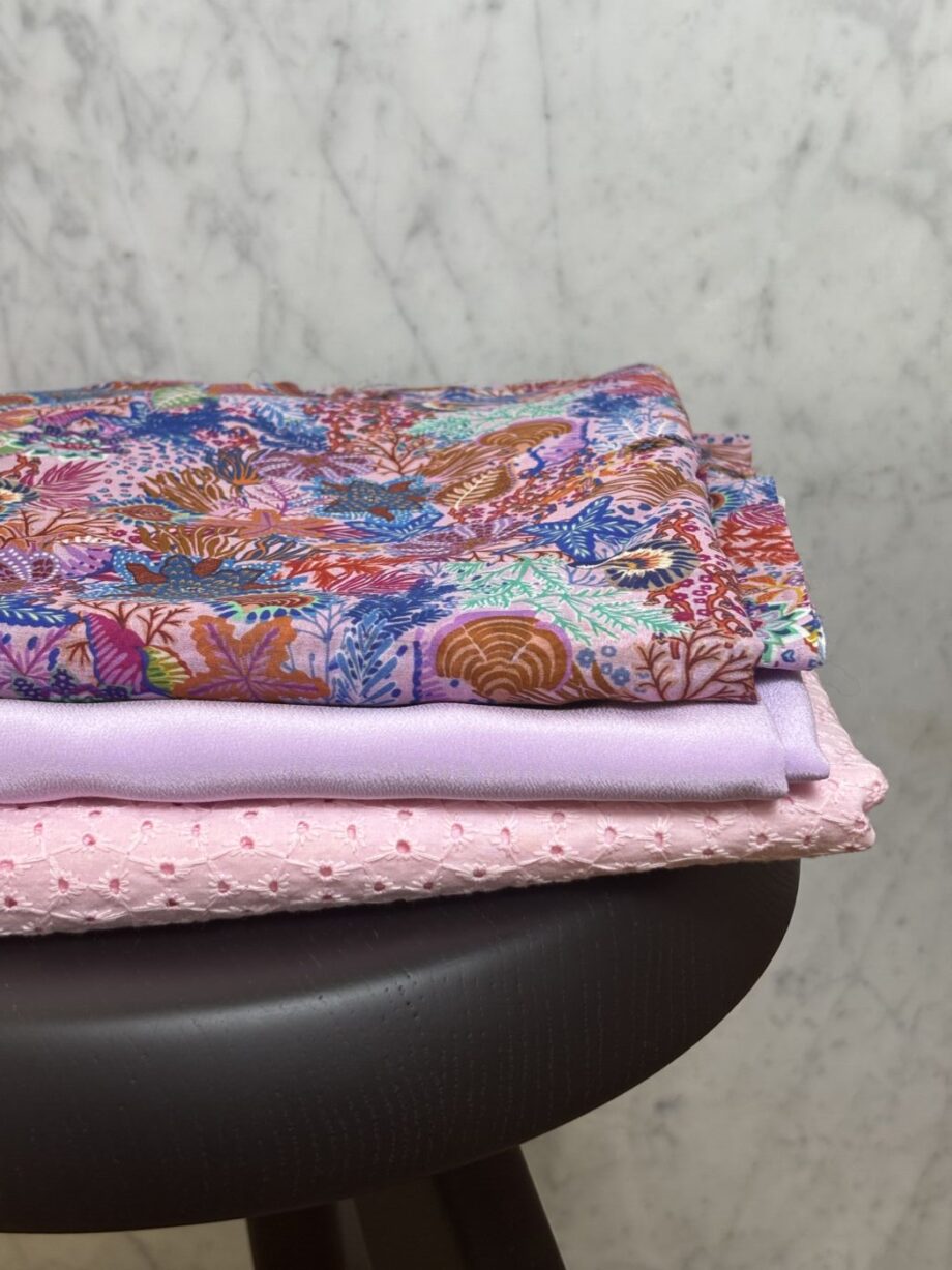 Tissu Coton Soie Imprimé Arielle Tissus Au Mètre Nuances Fabrics 5