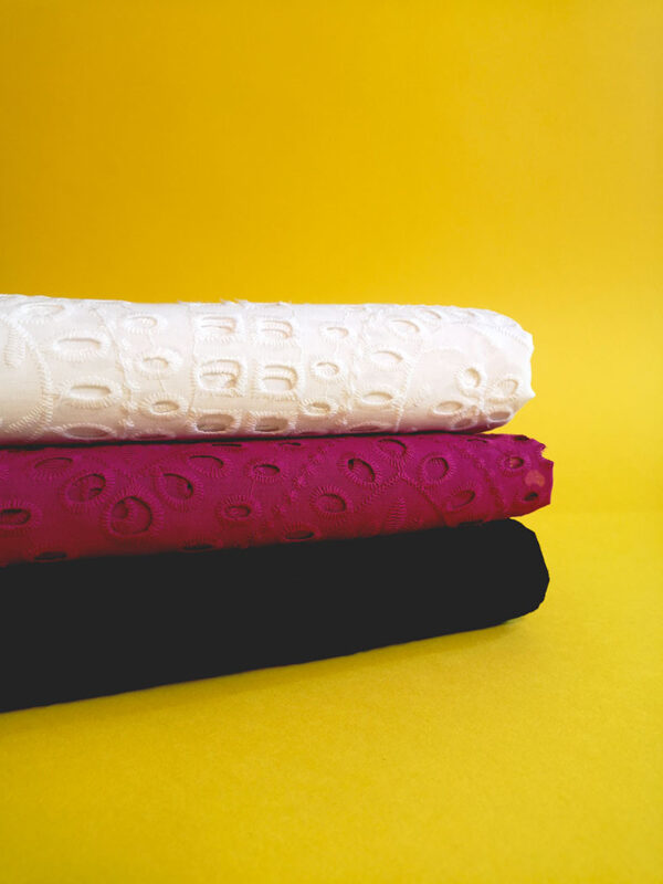 Laura 22 Broderie Anglaise Blanche Tissu BrodÉ En Coton Pic 5