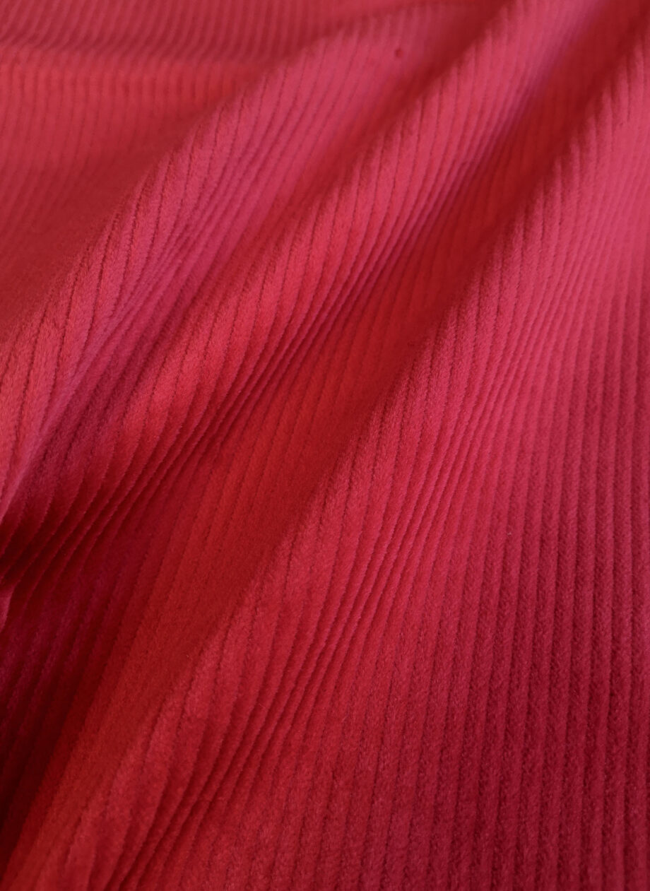 Anita 23 Col Rouge Carmin Pic2
