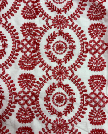Tissu Broderie anglaise festonnée Kate 1