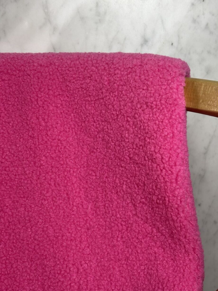 tissu sherpa effet mouton céline fushia tissu au mètre nuances fabrics