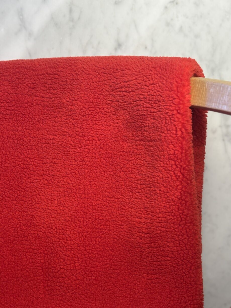 tissu sherpa effet mouton coloris fraise tissu au mètre nuances fabrics