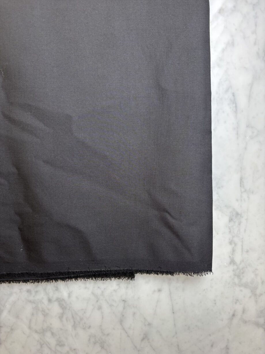 tissu gabardine coton stretch noir alta tissus au mètre nuances fabrics