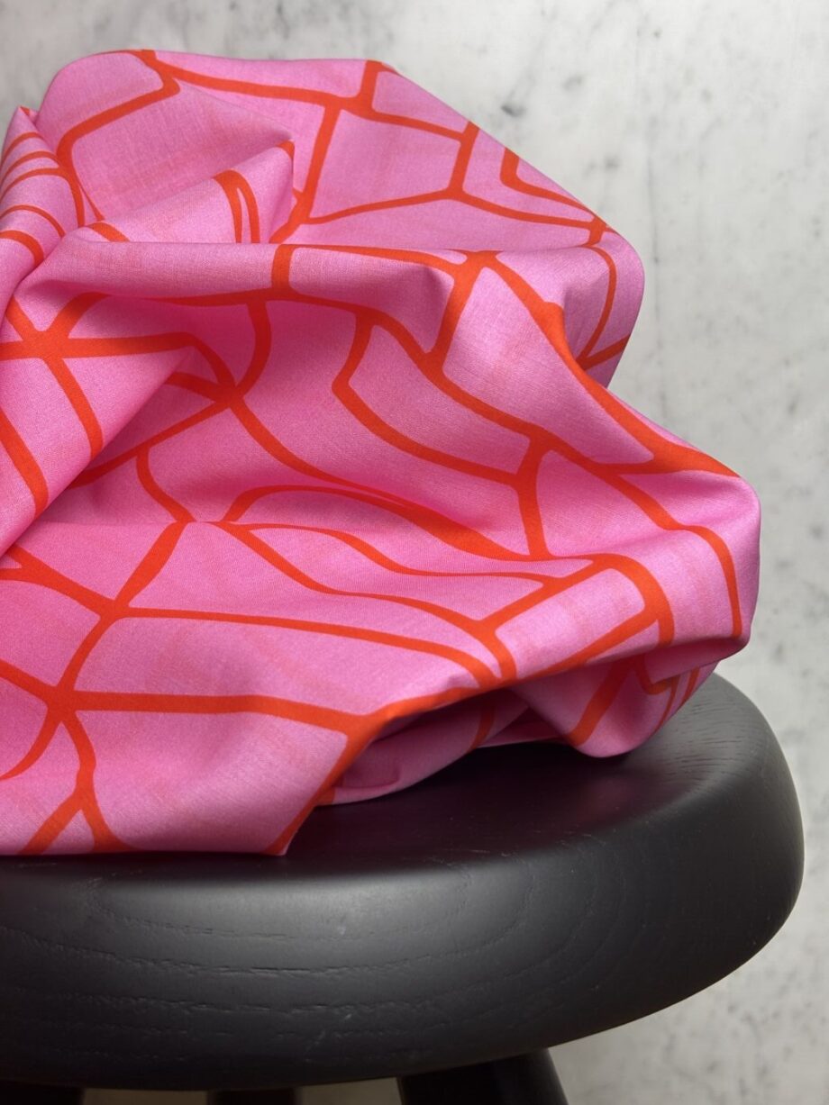 tissu imprimé voile de coton nerida hansen rose ella tissus au mètre nuances fabrics