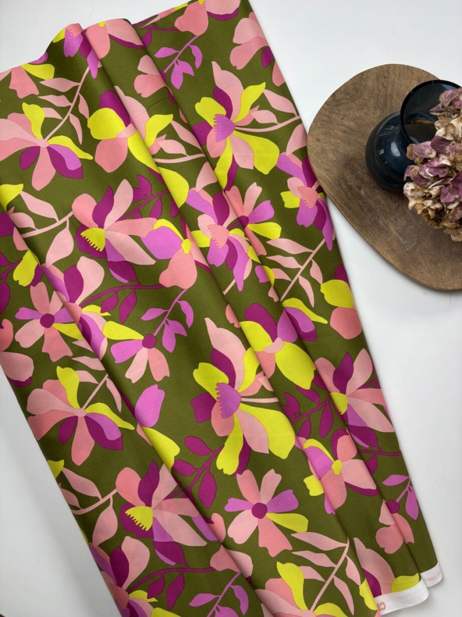 tissu imprimé satin de coton ava design nerida hensen tissus au mètre nuances fabrics