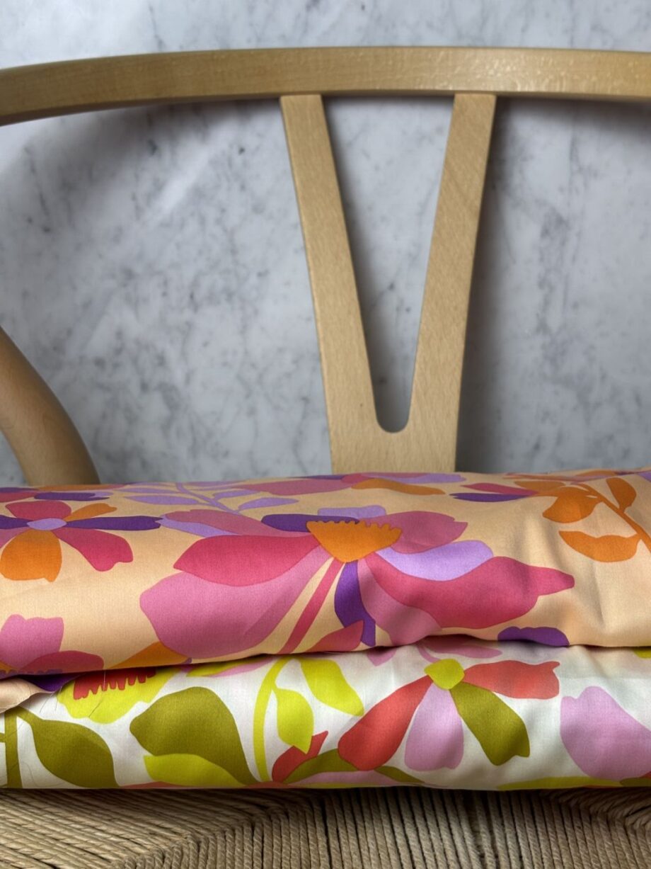 tissu imprimé satin de coton ava design nerida hensen tissus au mètre nuances fabrics