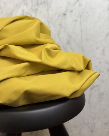 tissu gabardine de coton et stretch uni ocre selina tissus au mètre nuances fabrics