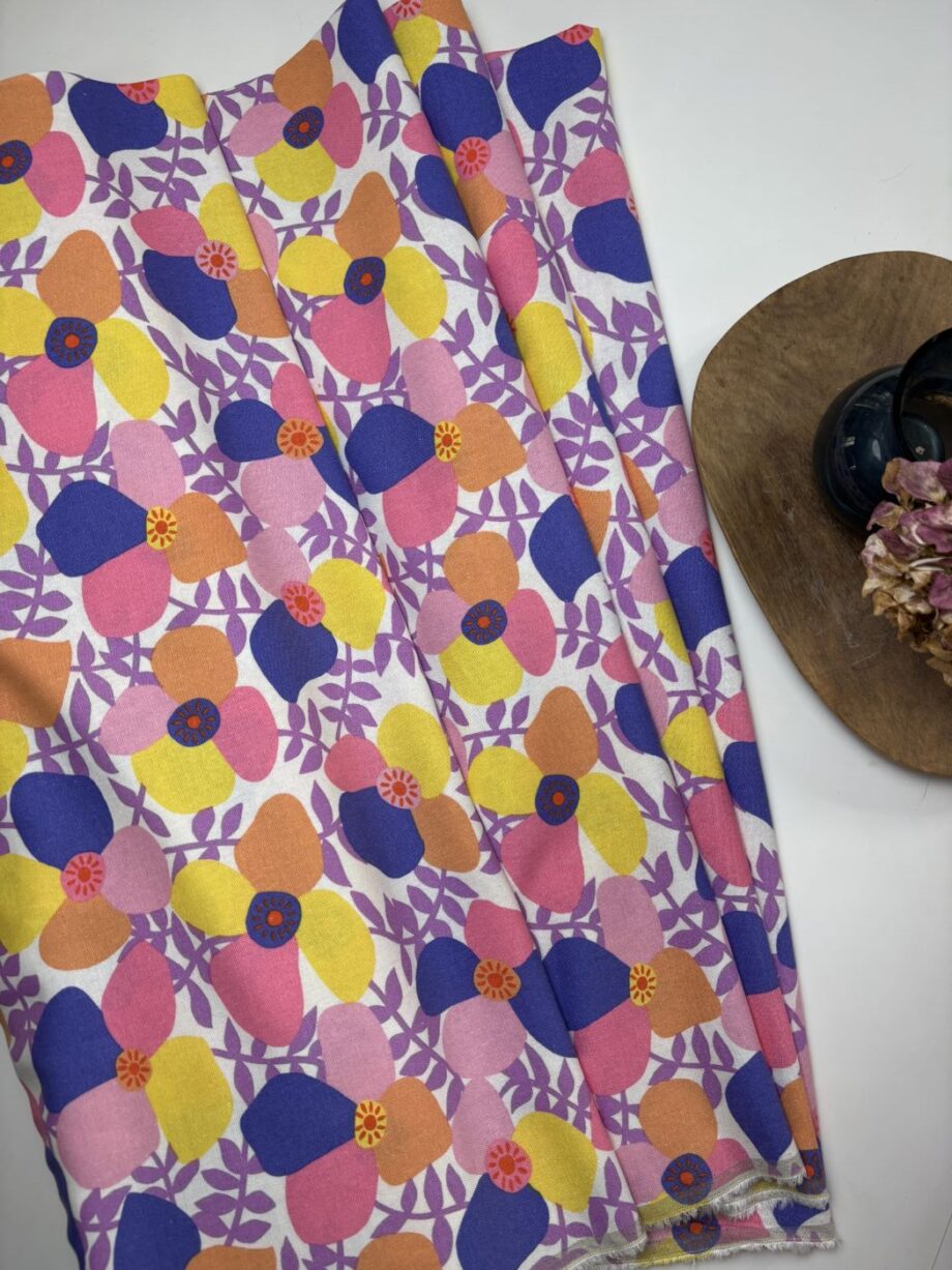 tissu imprimé viscose et lin lavande design nerida hansen tissus au mètre nuances fabrics