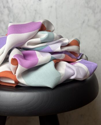 tissu imprimé nerida hansen viscose lenzing ecovero off wihte turquoise tissus au mètre nuances fabrics