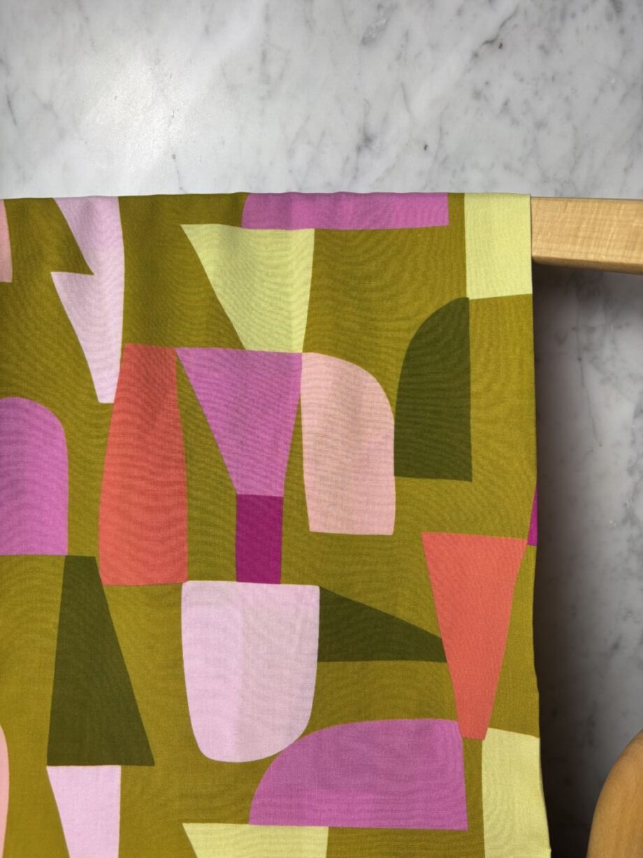 tissu imprimé nerida hansen viscose lenzing ecovero moss green tissus au mètre nuances fabrics