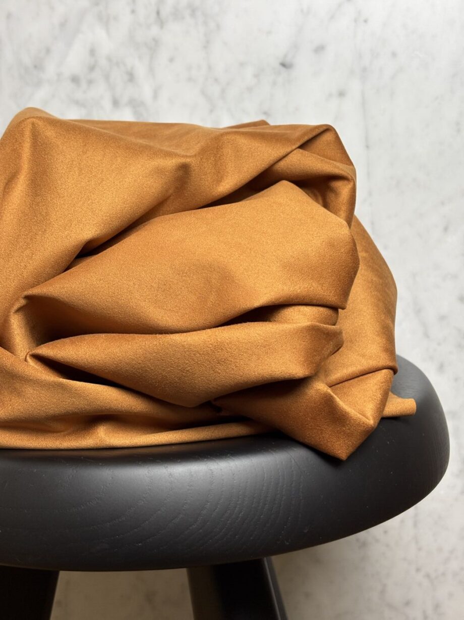 tissu suédine camel william tissus au mètre nuances fabrics
