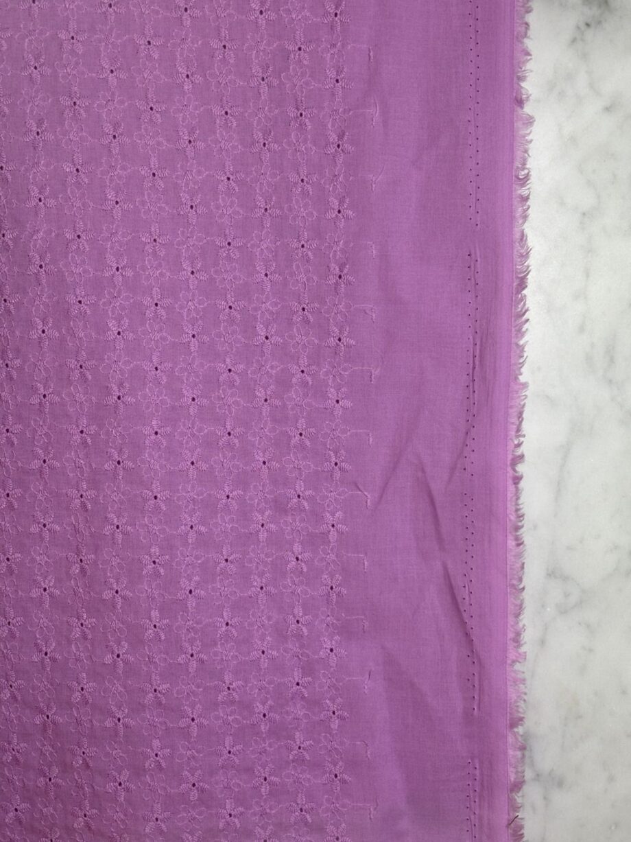 box coupon 2 mètres broderie anglaise mauve tissus au mètre nuances fabrics