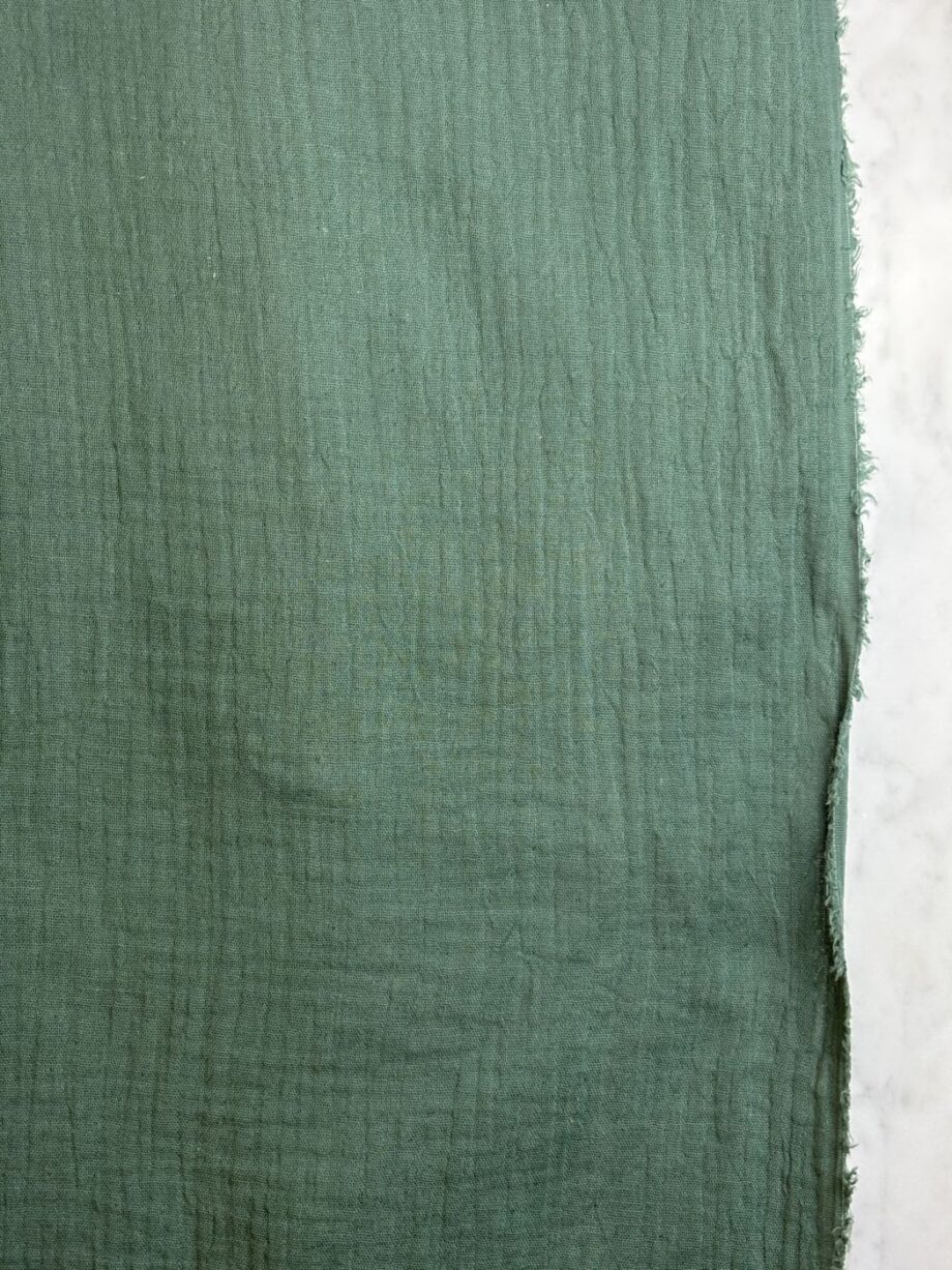 box coupon 2 mètres double gaze de coton vert mousse tissus au mètre nuances fabrics