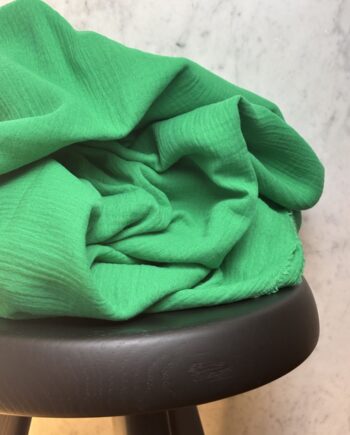 box coupon 2 mètres double gaze de coton vert vif tissus au mètre nuances fabrics