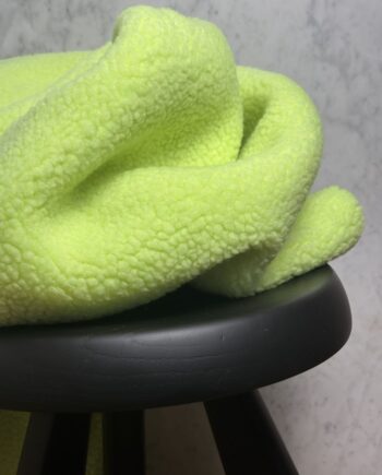 céline tissu sherpa effet mouton coloris pomme fluo tissus au mètre nuances fabrics