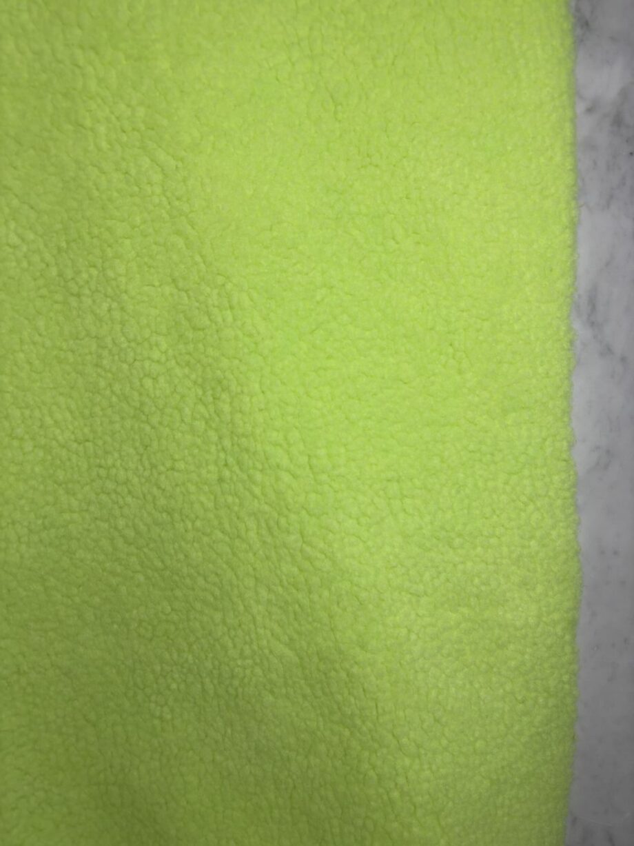 céline tissu sherpa effet mouton coloris pomme fluo tissus au mètre nuances fabrics