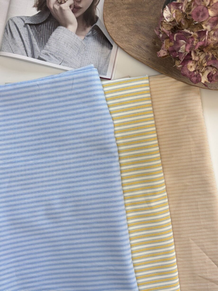 issu popeline de coton bleu ciel et blanc martina tissus au mètre nuances fabrics