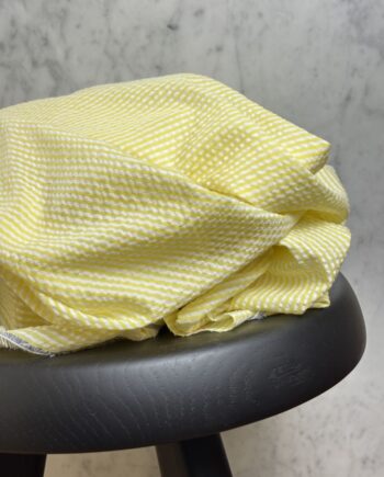 tissu coton seersucker à rayures jaune victorine tissus au mètre nuances fabrics
