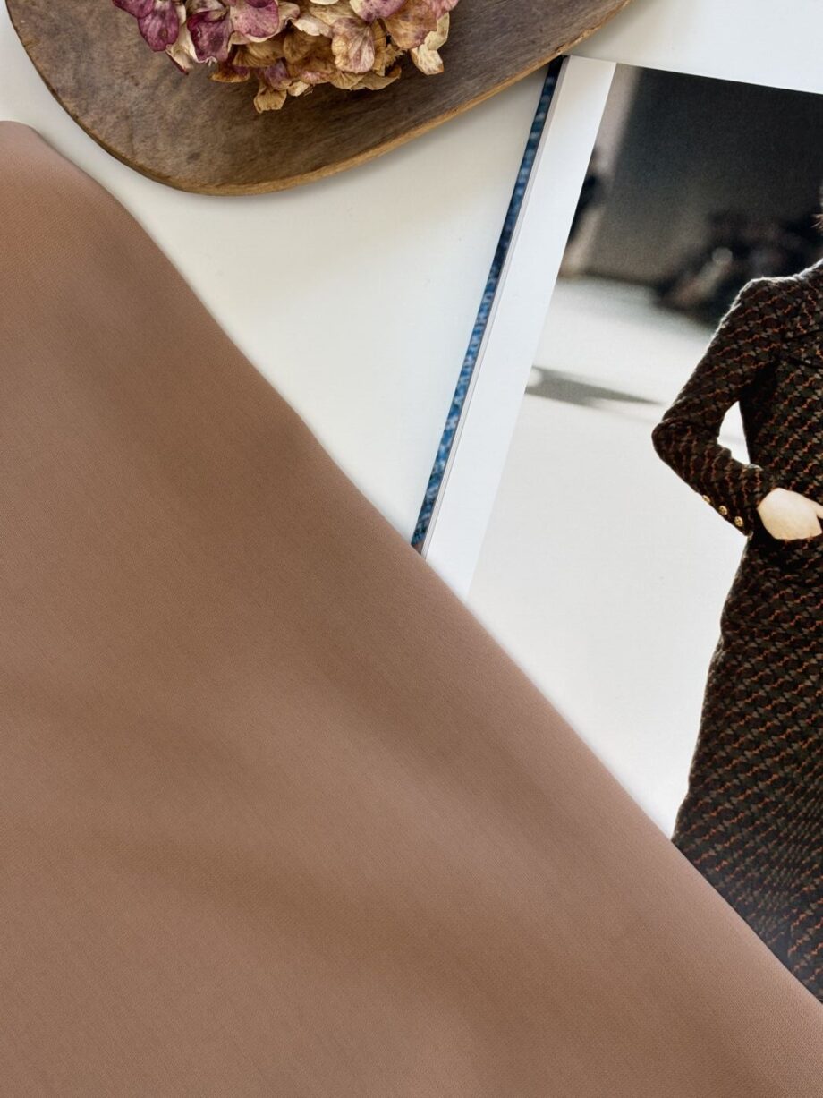 Tissu Crêpe Twill Camel Doria Tissus Au Mètre Nuances Fabrics 5
