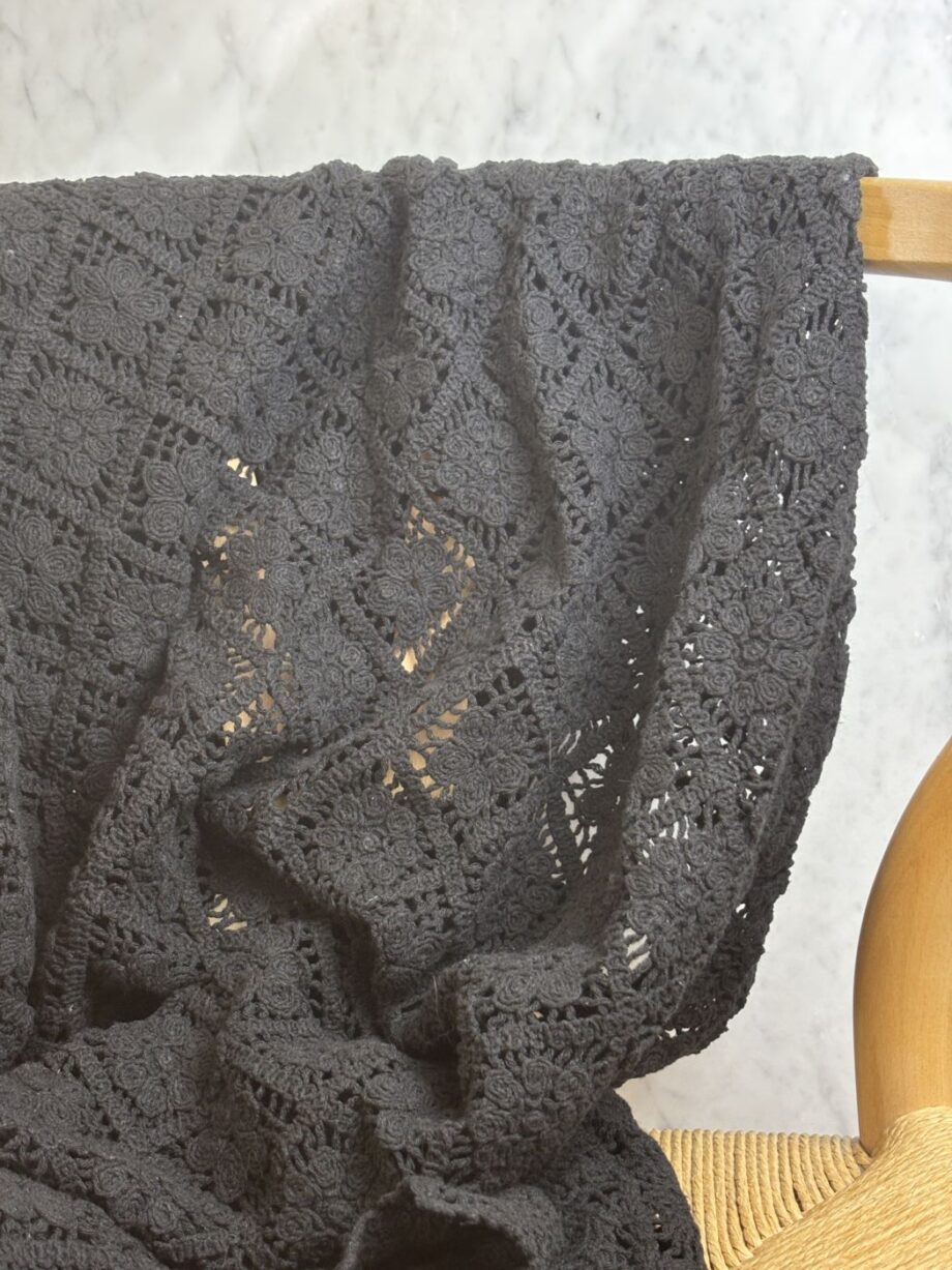 Tissu Guipure De Coton Crochet Noir Jasmine Tissus Au Mètre Nuances Fabrics 3