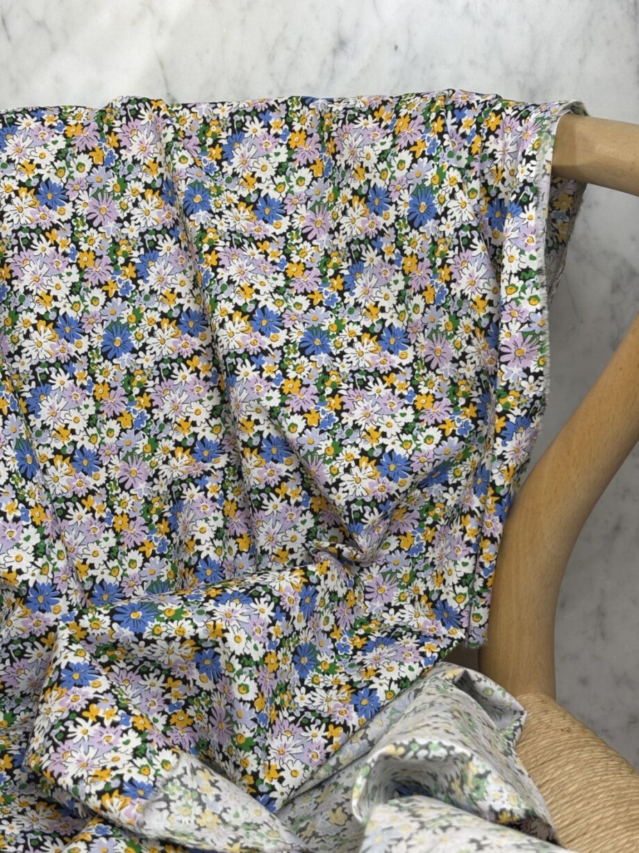Tissu Popeline De Coton Imprimé Fleuri Elona Tissus Au Mètre Nuances Fabrics 3