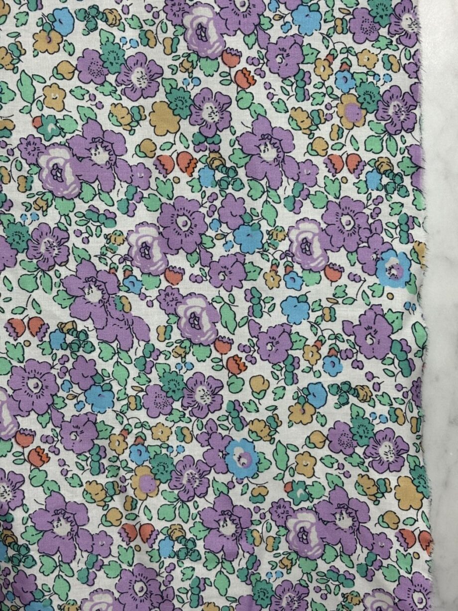 Tissu Popeline De Coton Motif Grandes Fleurs Lilas Rosa Tissus Au Mètres Nuances Fabrics 2