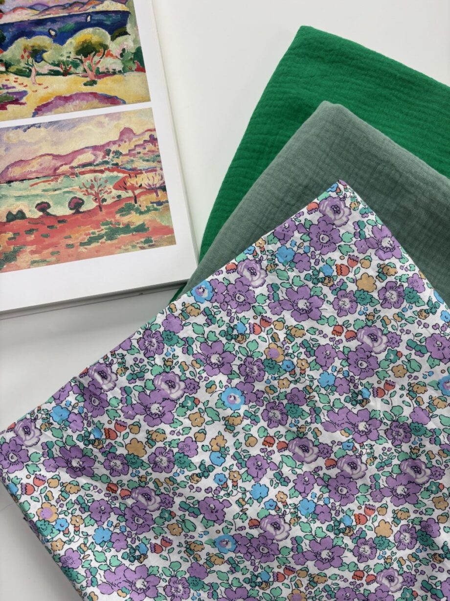Tissu Popeline De Coton Motif Grandes Fleurs Lilas Rosa Tissus Au Mètres Nuances Fabrics 4