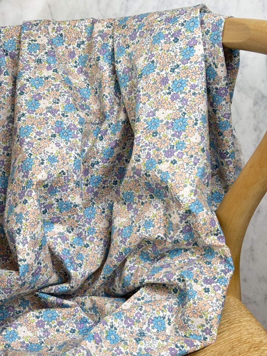 Tissu Popeline De Coton Motif Petites Fleurs Ciel Tissus Au Mètre Nuances Fabrics 3