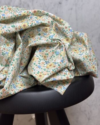 Tissu Popeline De Coton Motif Petites Fleurs Green Tissus Au Mètre Nuances Fabrics 1