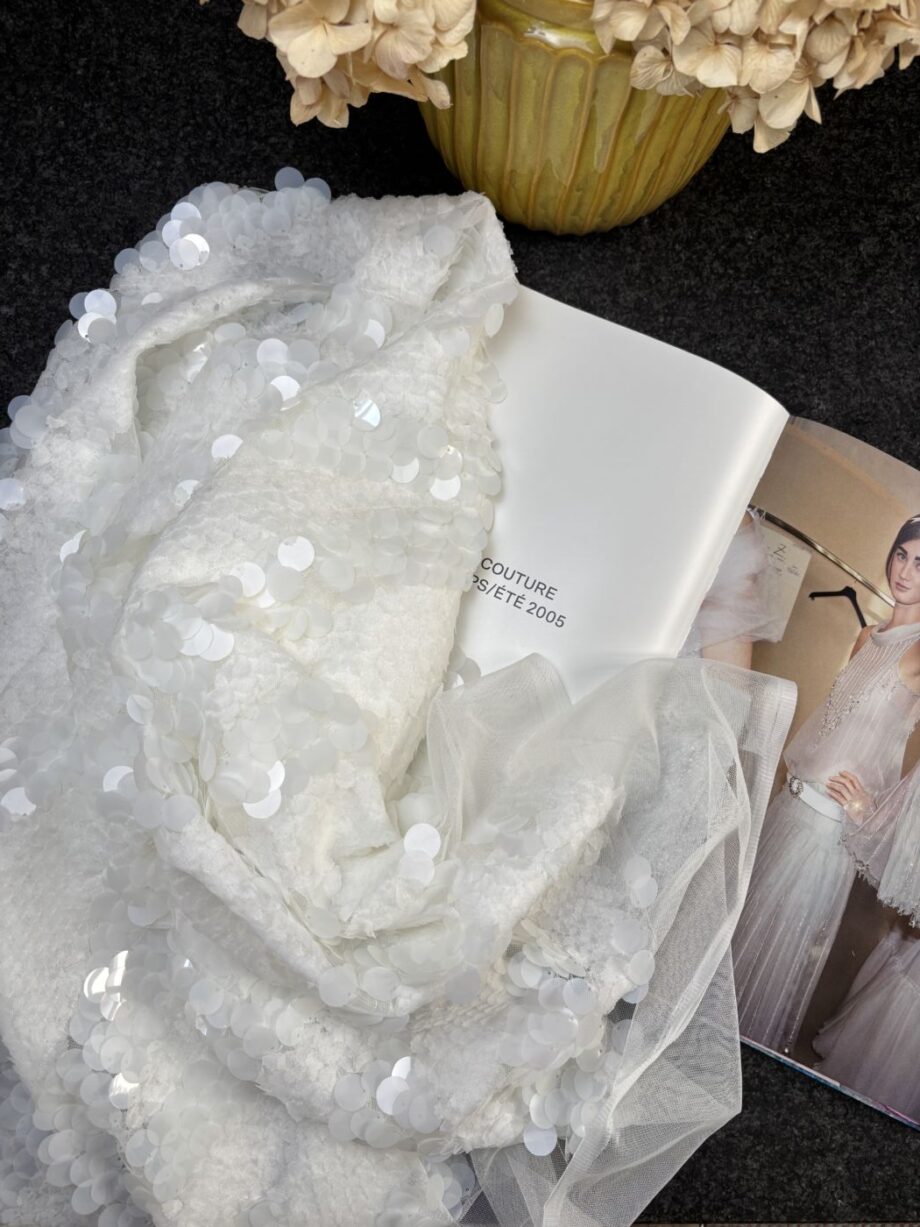 Tissu Sequins Sur Tulle Blanc Celeste Tissus Au Mètre Nuances Fabrics 7
