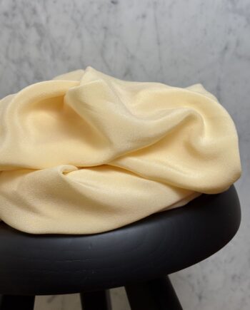Tissu Soie Lavée Tara Jaune Pâle Tissus Au Mètre Nuances Fabrics 1