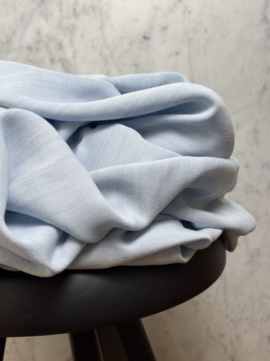Tissu Tencel Coton Bleu Ciel Lucia Tissus Au Mètre Nuances Fabrics 1