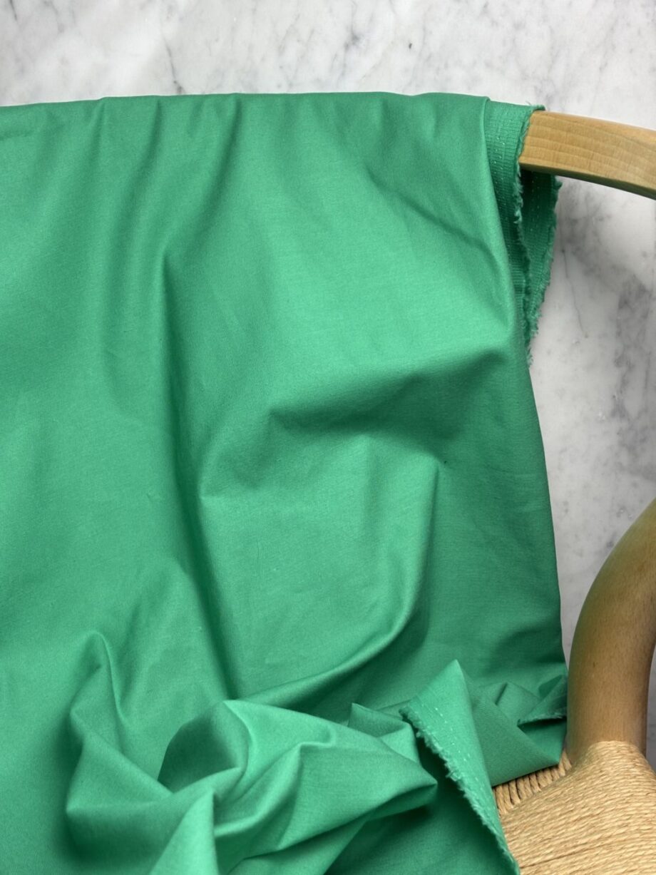 Tissu Emma Sergé Coton Spandex Vert Emeraude Tissus Au Mètre Nuances Fabrics 3