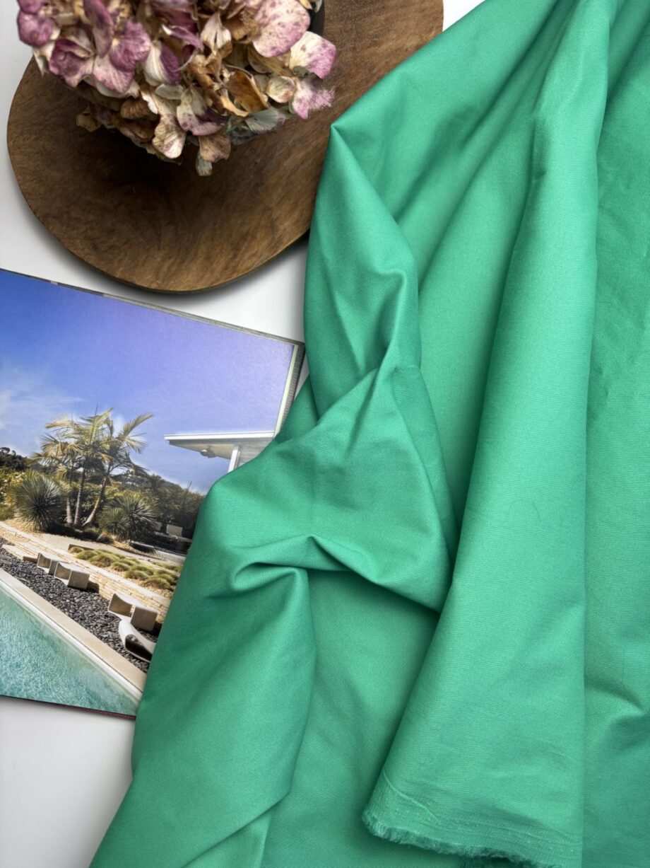 Tissu Emma Sergé Coton Spandex Vert Emeraude Tissus Au Mètre Nuances Fabrics 4