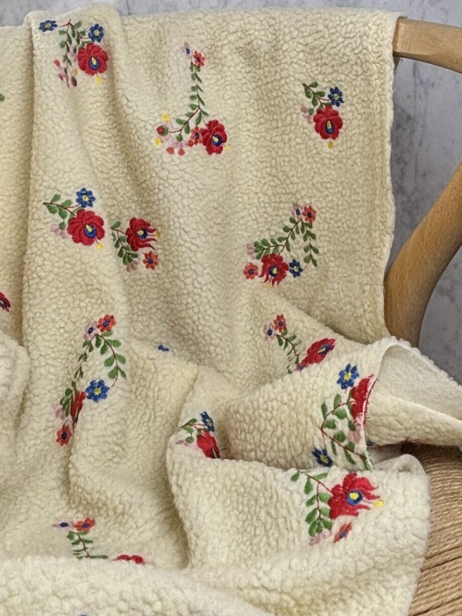 Tissu Sherpa Effet Mouton Gardenia Tissus Au Mètre Nuances Fabrics 3