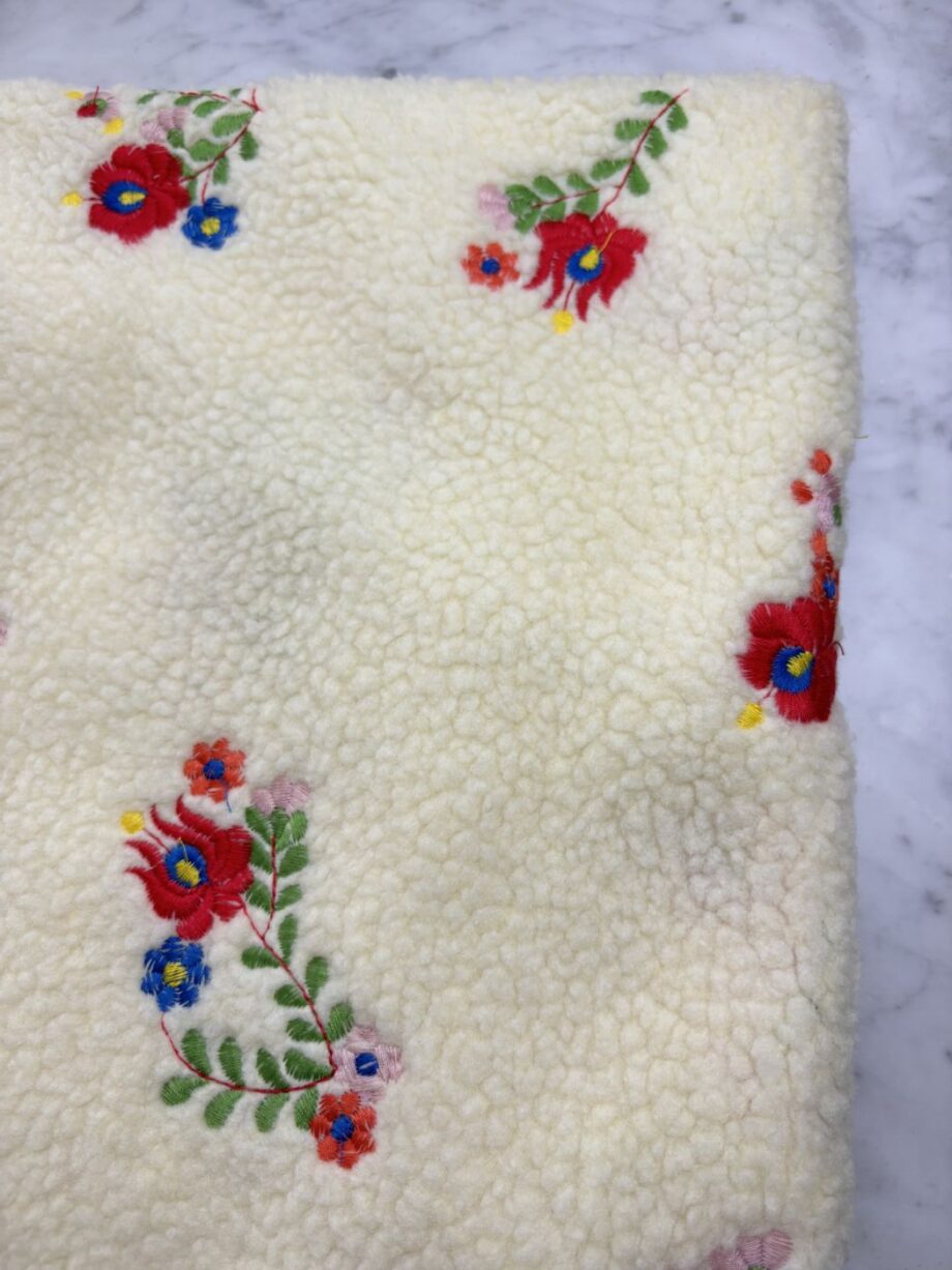 Tissu Sherpa Effet Mouton Gardenia Tissus Au Mètre Nuances Fabrics 5