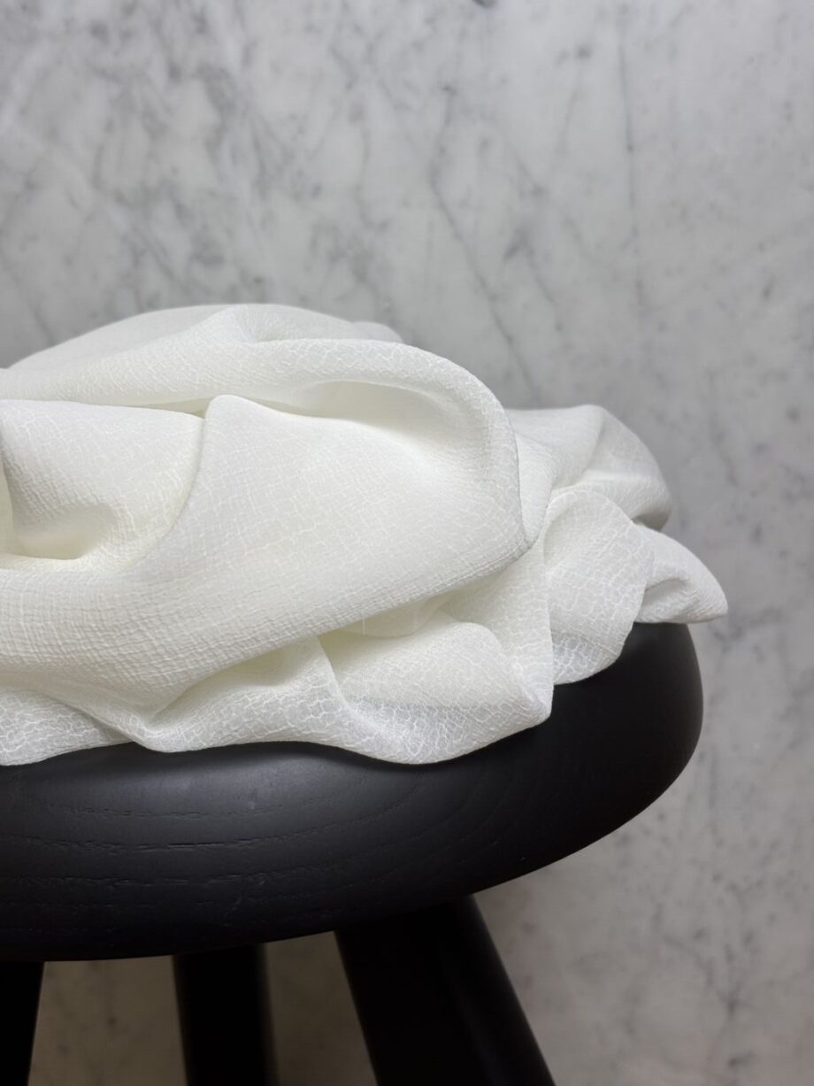 Tissu Voile Crêpe Écru Isaure Tissus Au Mètre Nuances Fabrics 1