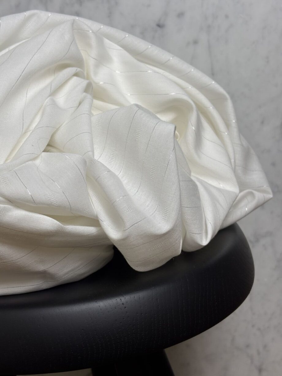 Box Capri Coupon 3 Mètres Voile De Coton Lurex Écru Tissus Au Mètres Nuances Fabrics 1