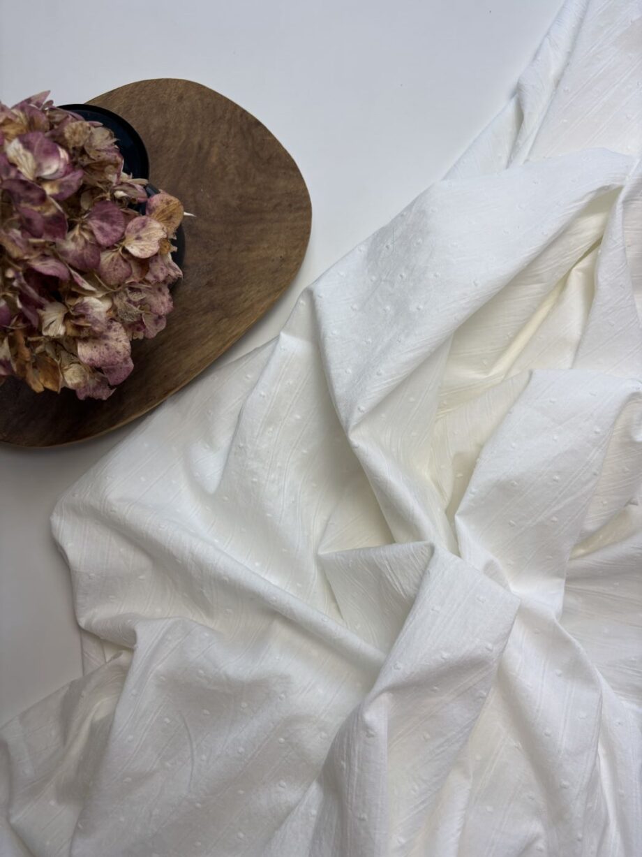 Box Coupon 2 Mètres Coton Plumetis Écru Tissus Au Mètre Nuances Fabrics 3