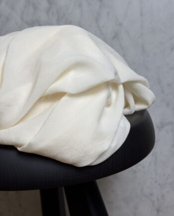 Tissu Adèle Crêpe De Polyester Ivoire Tissus Au Mètre Nuances Fabrics 1