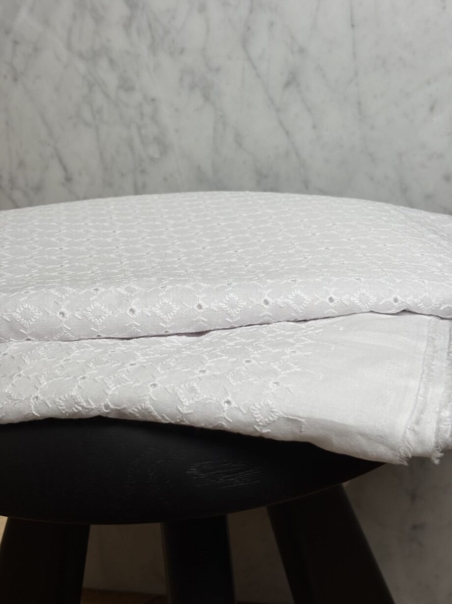 Tissu Broderie Anglaise White Soho Tissus Au Mètre Nuances Fabrics 4