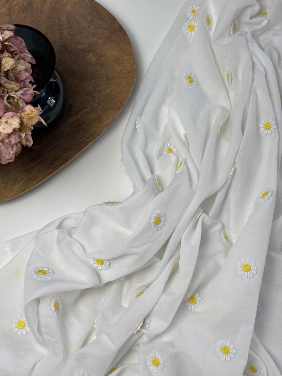 Tissu Coton Brodé Marguerite Daisy Tissus Au Mètre Nuances Fabrics 3