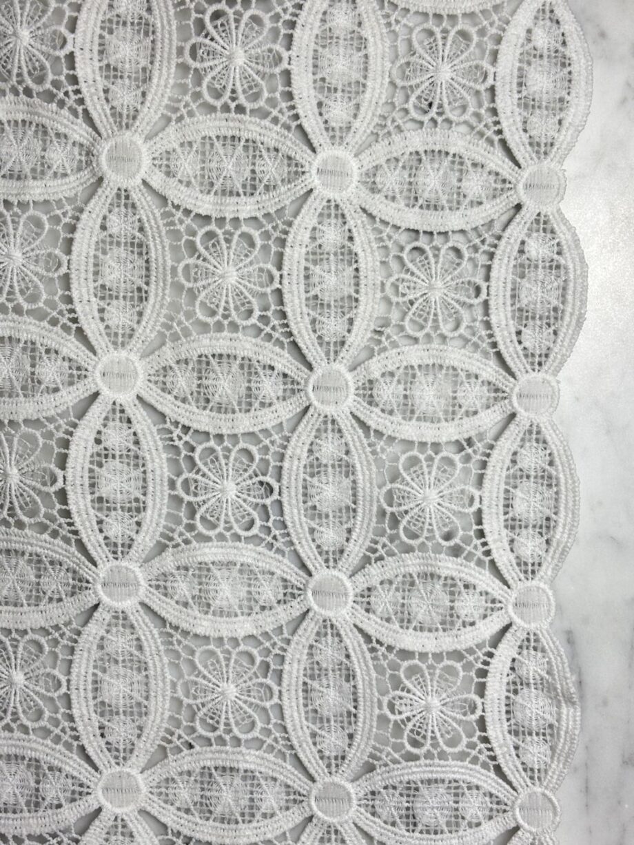 Tissu Dentelle Guipure Festonnée Écru Linda Tissus Au Mètre Nuances Fabrics 2