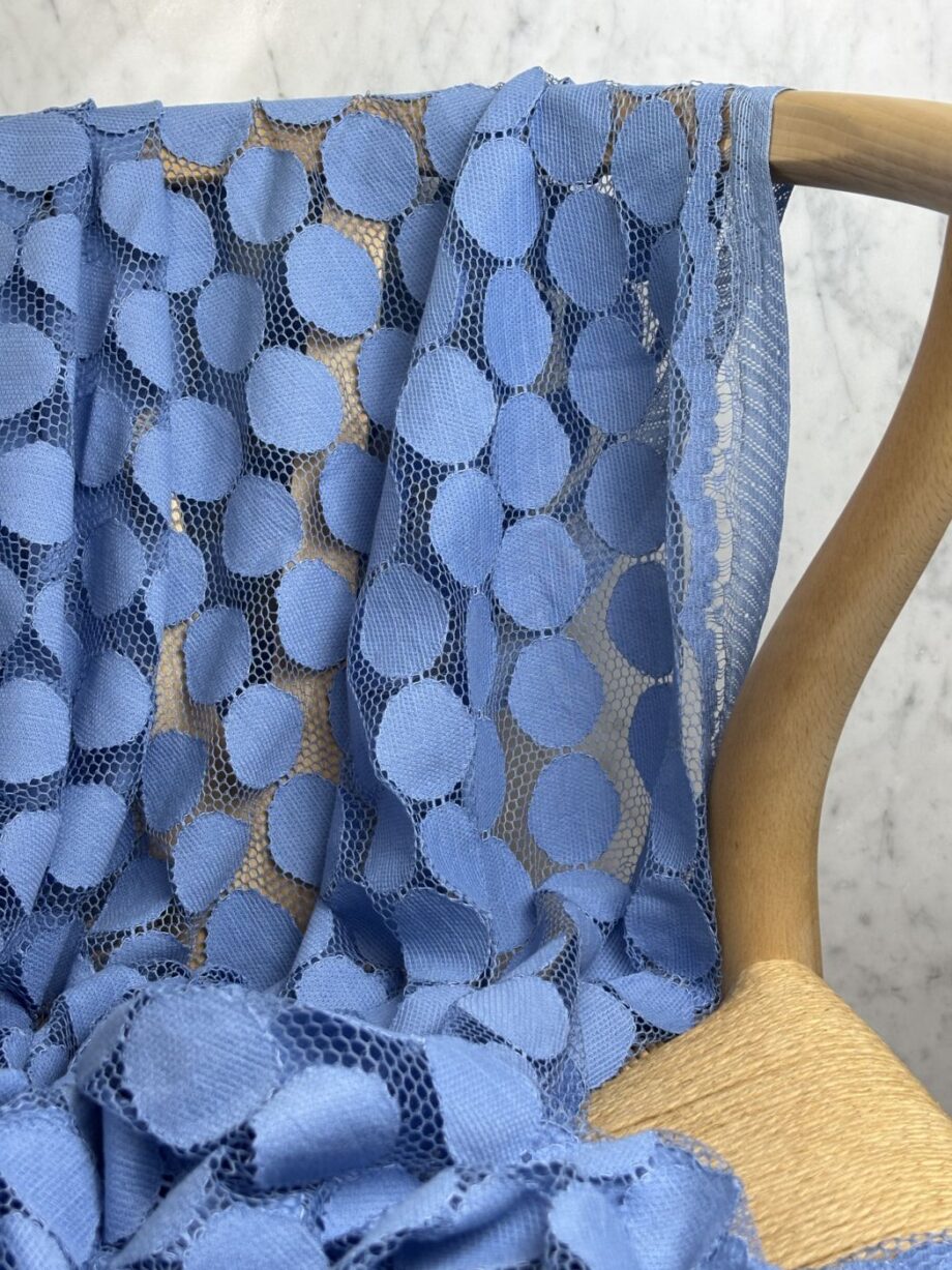 Tissu Dorine Dentelle Polyester Bleu Ciel Tissus Au Mètres Nuances Fabrics 2