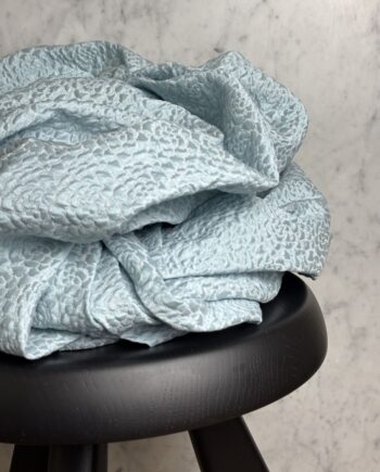 Tissu Elena Jacquard Bleu Ciel Tissus Au Mètre Nuances Fabrics 1