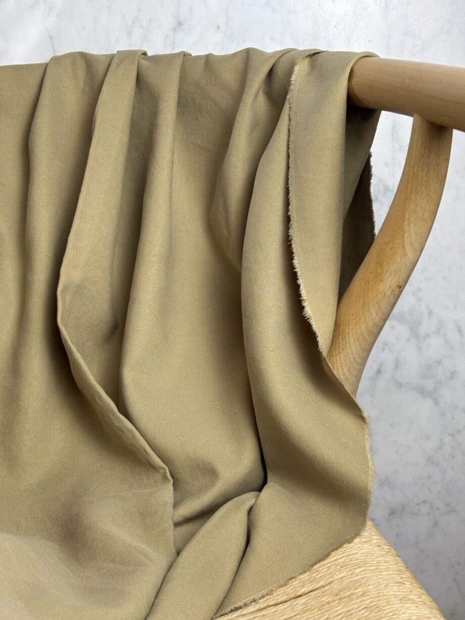 Tissu Gabardine Coton Lyocell Uni Camel Betty Tissus Au Mètre Nuances Fabrics 2