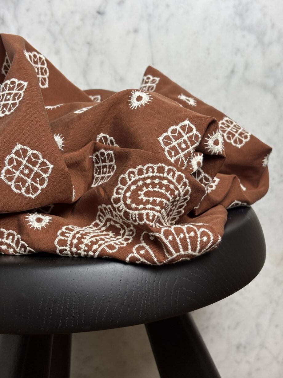 Tissu Lyocell Et Lin Marron Brosé Cara Tissus Au Mètres Nuances Fabrics 1