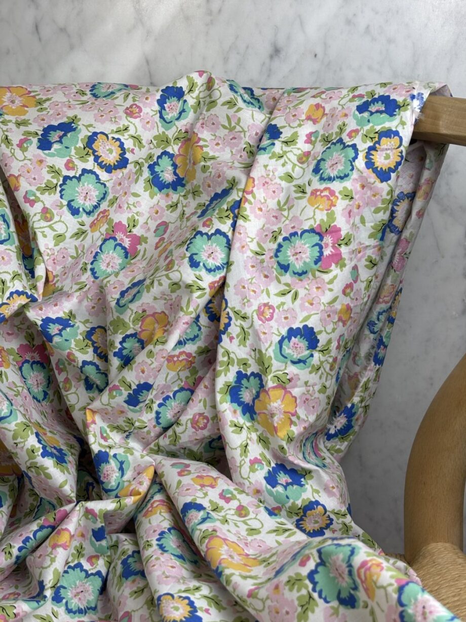 Tissu Popeline De Coton Imprimé Floral Flavia Bleu Tissus Au Mètre Nuances Fabrics 3