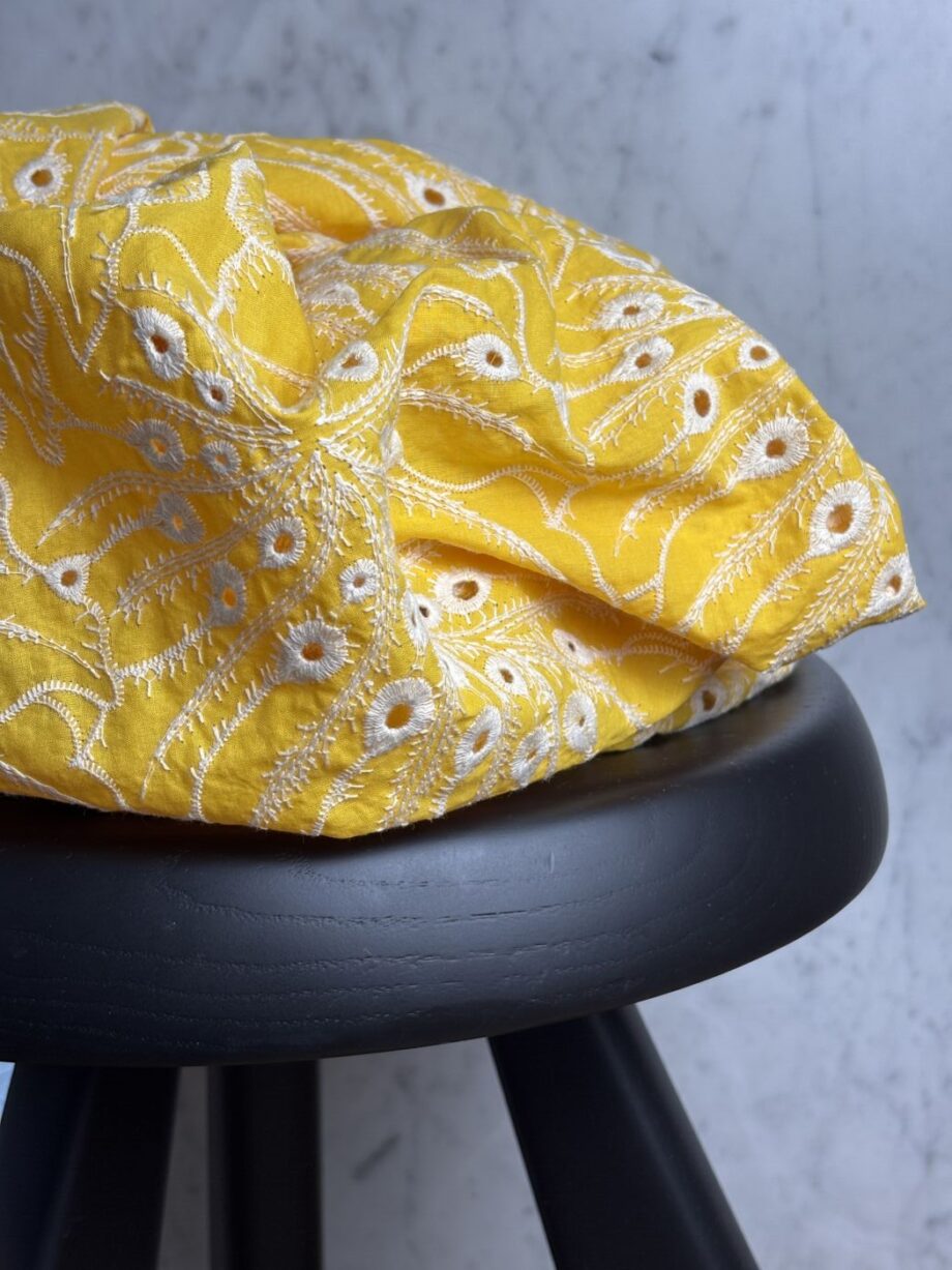 Tissu Tosca Sun Broderie Anglaise Bords Festonnés Tissus Au Mètre Nuances Fabrics 1